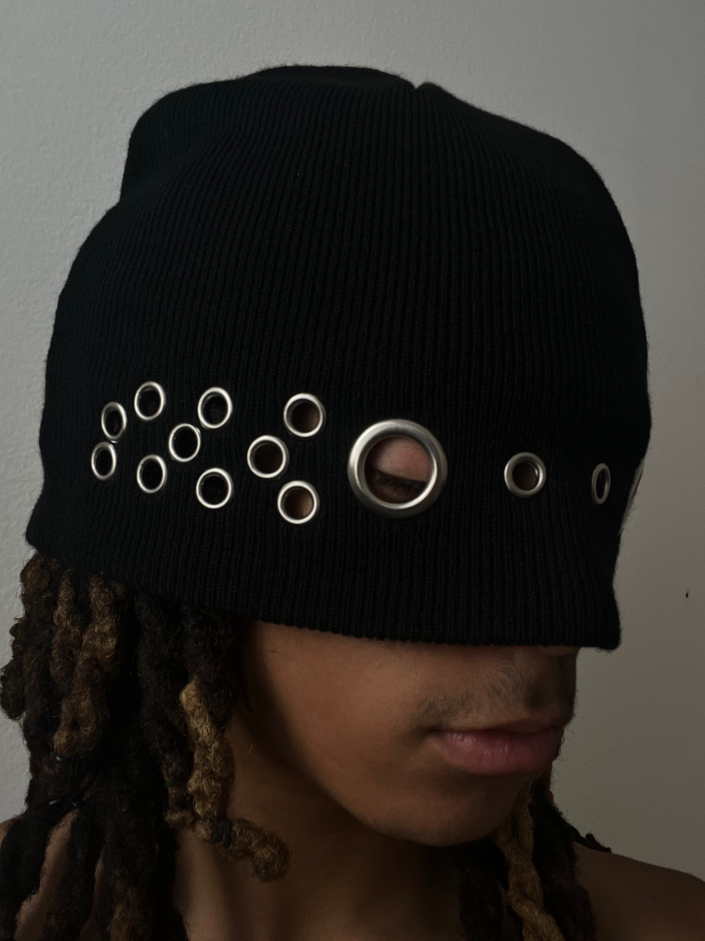 Paradox beanie – Paper Rain Xzibit